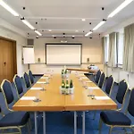 Kauzenberg 3* 바트크로이즈나흐