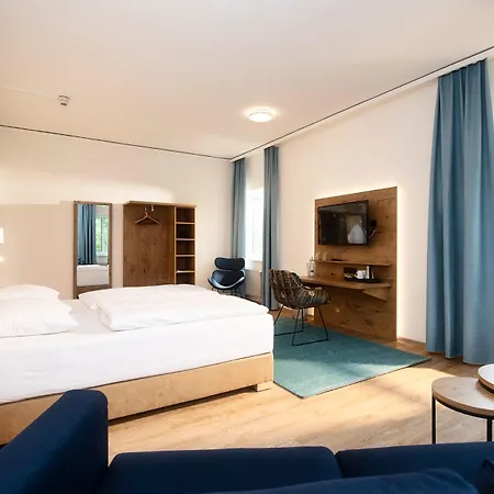 Kauzenberg 3* באד קראוצנבאך