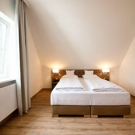 מלון Kauzenberg 3*