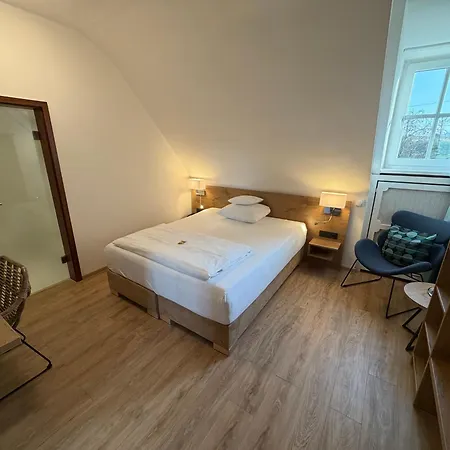 ホテル Kauzenberg 3*